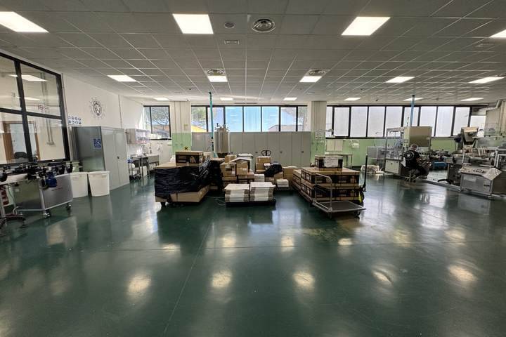 Stabilimento produttivo completato con LED